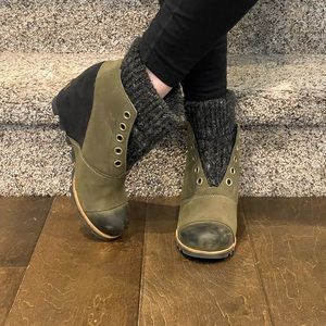 Sorel winter wedge booties